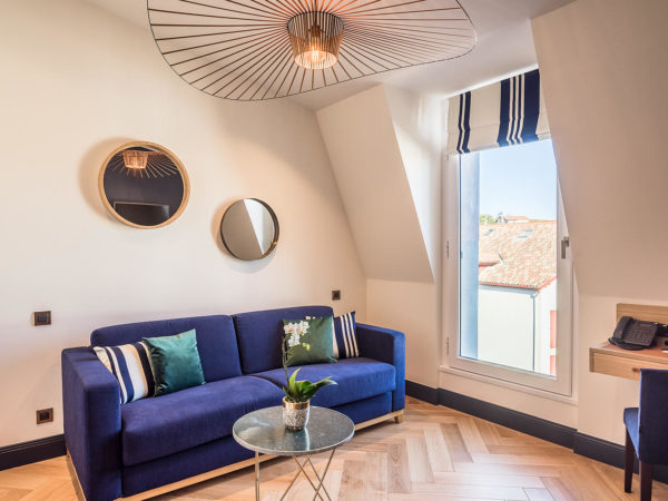Madison saint jean de luz Hôtel quatre étoiles Suite salon