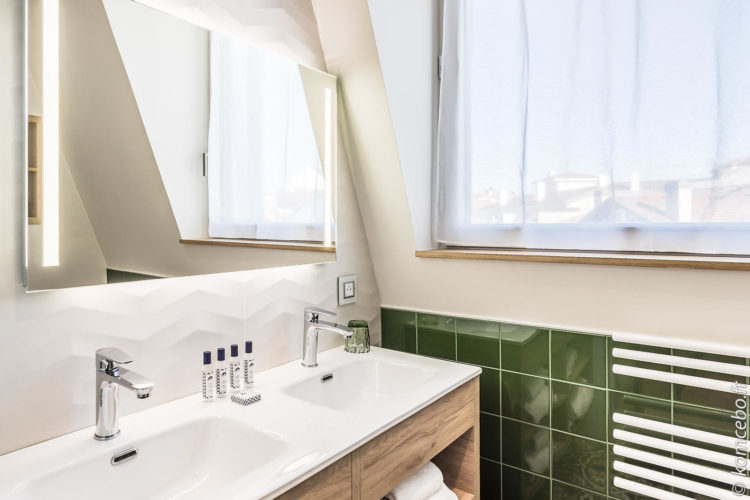 Madison saint jean de luz Hôtel quatre étoiles suite salle de bain